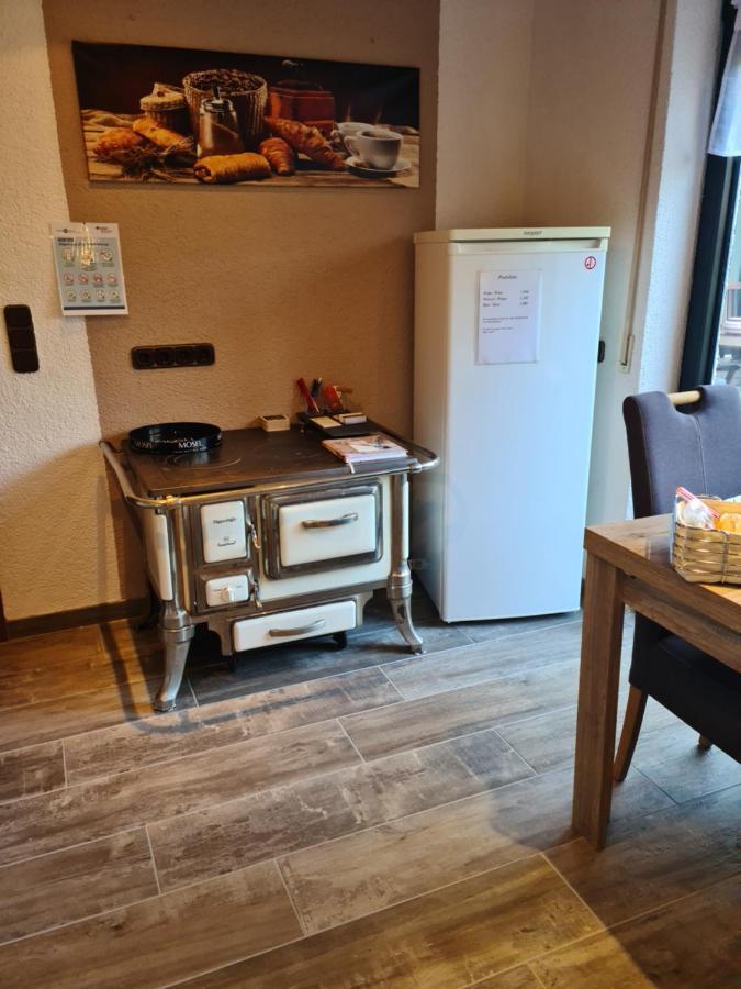 Gaestehaus Portugall Ellenz-Poltersdorf Bagian luar foto